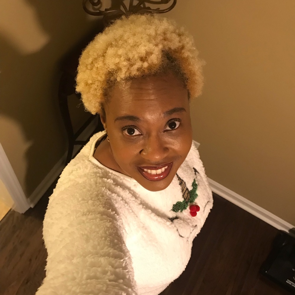 Meet your Posher, Latoya